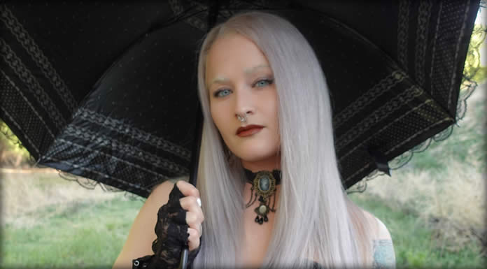 Samantha Leah Presenta Su Nuevo Sencillo Y Video: "Smile"