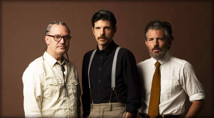 The Avett Brothers & Mike Patton Presentan Su Nuevo Sencillo Y Video: “Heaven’s Breath” The Avett Brothers & Mike Patton Presentan Su Nuevo Sencillo Y Video: "Heaven's Breath"
