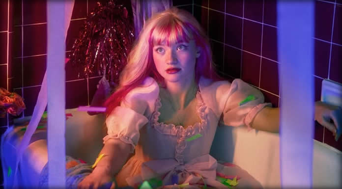 Ella Red Presenta Su Nuevo Sencillo Y Video: "Party Animal"