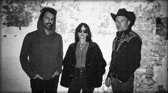 Howling Bells Presenta Su Nuevo Sencillo Y Video: "Chimera"