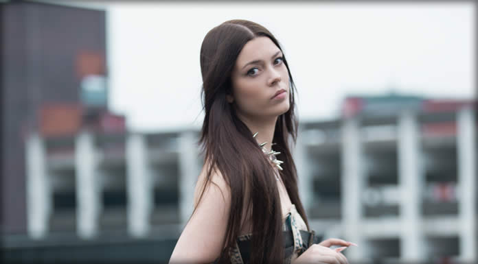 Courtney Hadwin Presenta Su Nuevo Sencillo Y Video: &ldquo;Die And Stay Pretty&rdquo;