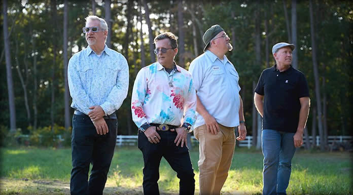 The Melancholy Kings Presentan Su Nuevo Sencillo Y Video: "UV"