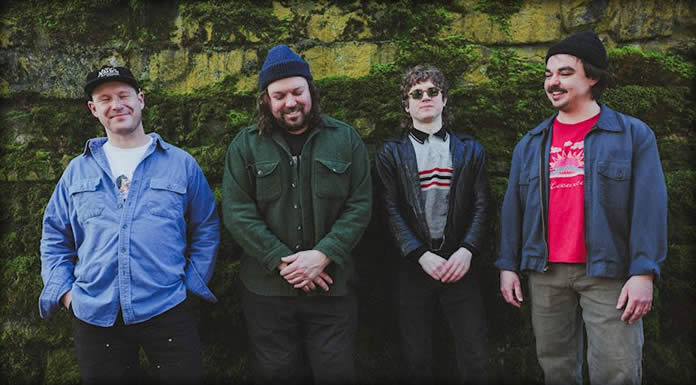 Wooden Overcoat Presenta Su Nuevo Sencillo Y Video: "Finally Arrived"